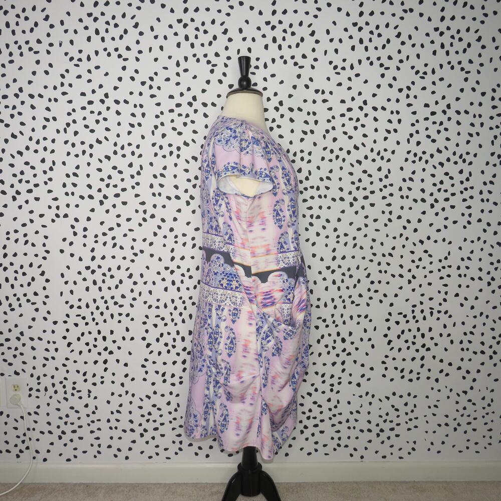 City Chic Purple Floral Draped Zipper Front V-Neck Dress - Picture 6 of 10